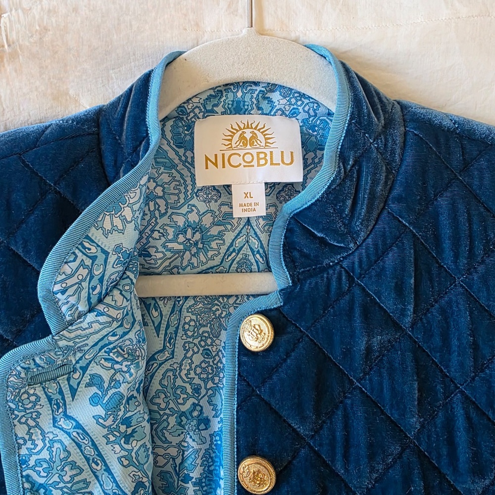 Nicoblu blue velvet vest - Picture 3 of 6